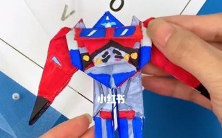 用一张纸折出一个机器人（简单纸折技巧打造可爱机械伙伴）