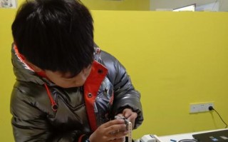麦咭机器人（探索麦咭机器人的多功能与便利性，助力生活与工作更加高效）