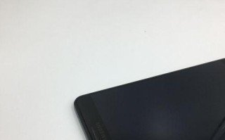 三星C9的销售情况如何？（分析三星C9手机的特点、性能和用户评价）