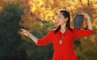 探索以24-240拍人像的艺术之美（用镜头捕捉人物瞬间，展现多样的情感与个性）
