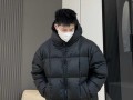 探究90分羽绒服的性能和品质（暖意十足，轻盈舒适，一键）