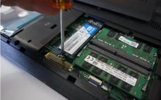 SSD固态硬盘升级（提升电脑运行速度）