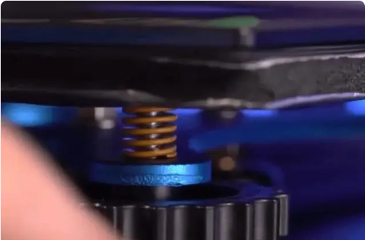 3D打印机模型粘底（调整打印平台温度和清洁）-第1张图片-数科之翼
