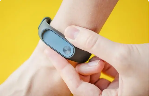 显示怪怪的?小米Mi Band 6 屏幕显示异常-第3张图片-数科之翼 显示怪怪的?小米Mi Band 6 屏幕显示异常-第3张图片-数科之翼