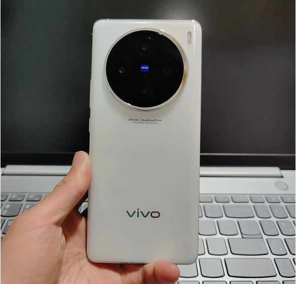 Vivo S系列手机扬声器声音小？（提升扬声器音量的方法）-第1张图片-数科之翼