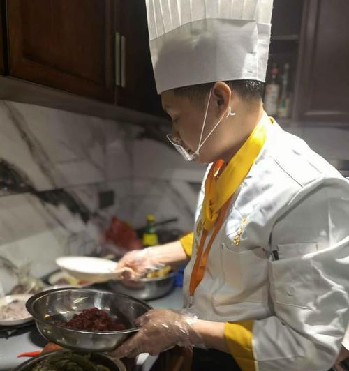 请厨师到家做饭（享受舌尖盛宴，尽在家中厨房）-第2张图片-数科之翼