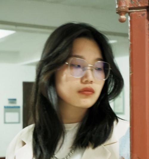 富士XT20人像摄影的魅力（展现真实之美的瞬间捕捉）-第3张图片-数科之翼