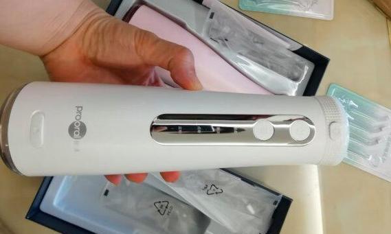 博皓冲牙器5002的性能与优势（博皓冲牙器5002）-第2张图片-数科之翼