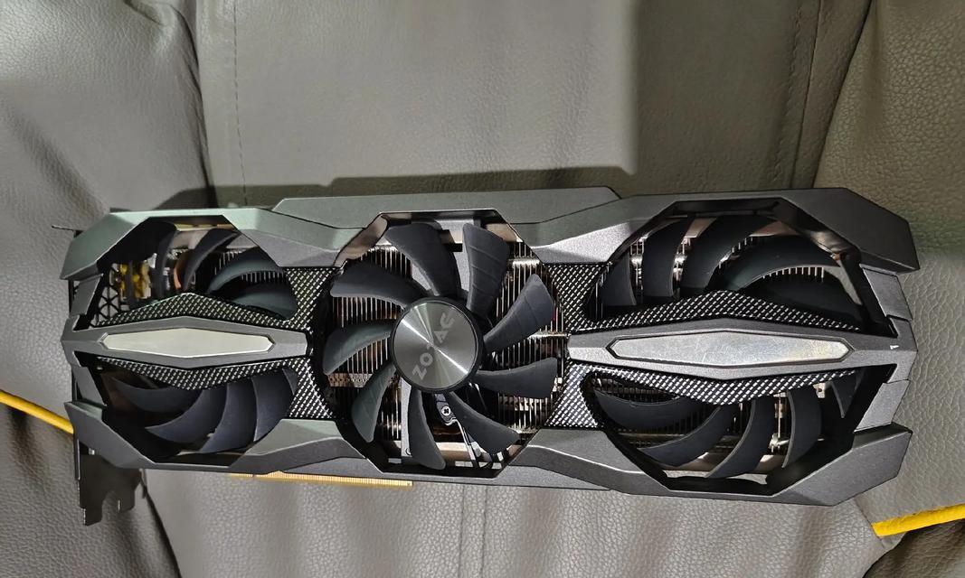 索泰GTX1080TI显卡的性能与优势剖析（一颗强悍的显卡引领游戏世界）-第2张图片-数科之翼
