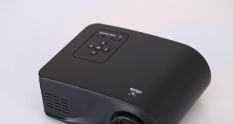 山水x6投影仪（领先技术打造高品质投影，山水x6为你带来无与伦比的视觉享受）-第1张图片-数科之翼