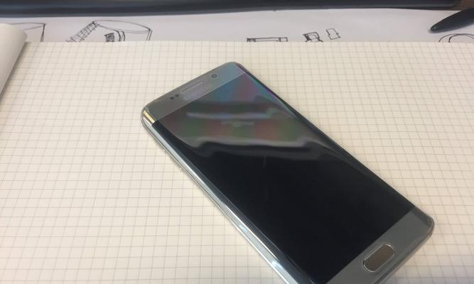 三星S6EdgePlus美版的特点和评价（高性能配置与独特设计的完美结合）-第2张图片-数科之翼
