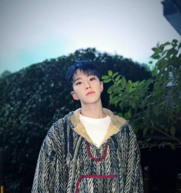 索尼笔记本SVT141（打造高效办公、畅享娱乐时光的最佳伴侣）-第2张图片-数科之翼