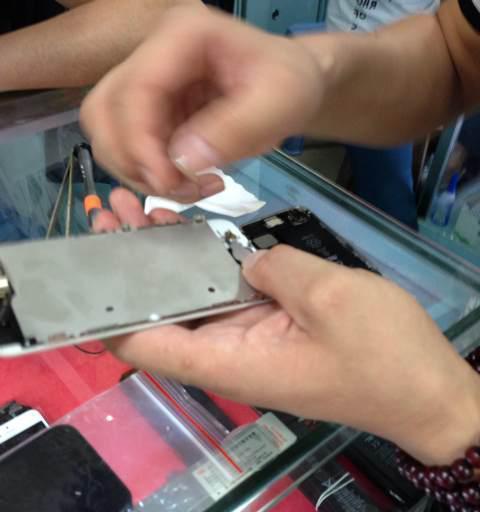 华强北组装手机的品质如何？（探寻华强北组装手机的优劣势，解析其中的关键因素）-第3张图片-数科之翼