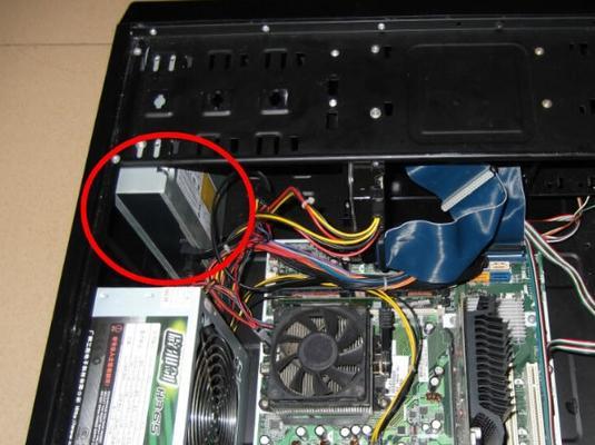 如何给机箱加装风扇？（教你轻松提升散热效果，保护电脑健康）-第1张图片-数科之翼